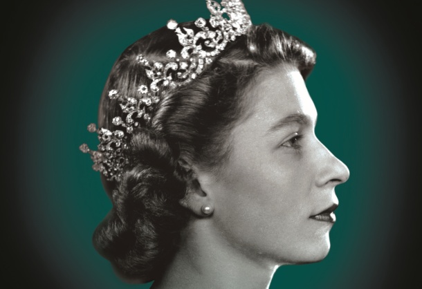 Ako opisuje cestu Karola III. na trón životopis kráľovnej Alžbety II.?